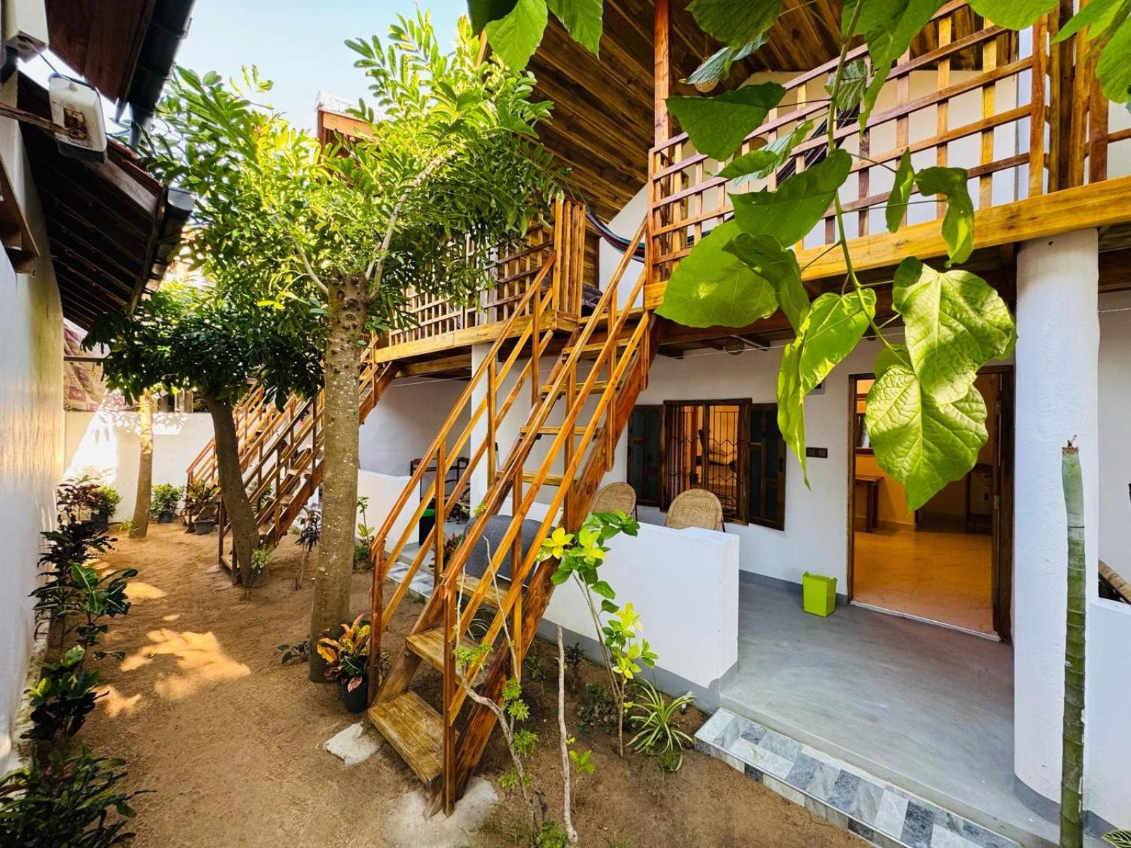 Beach Wave Hotel Arugam Bay Exterior photo